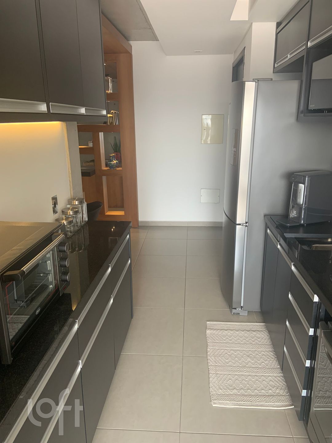 Apartamento à venda com 2 quartos, 70m² - Foto 9