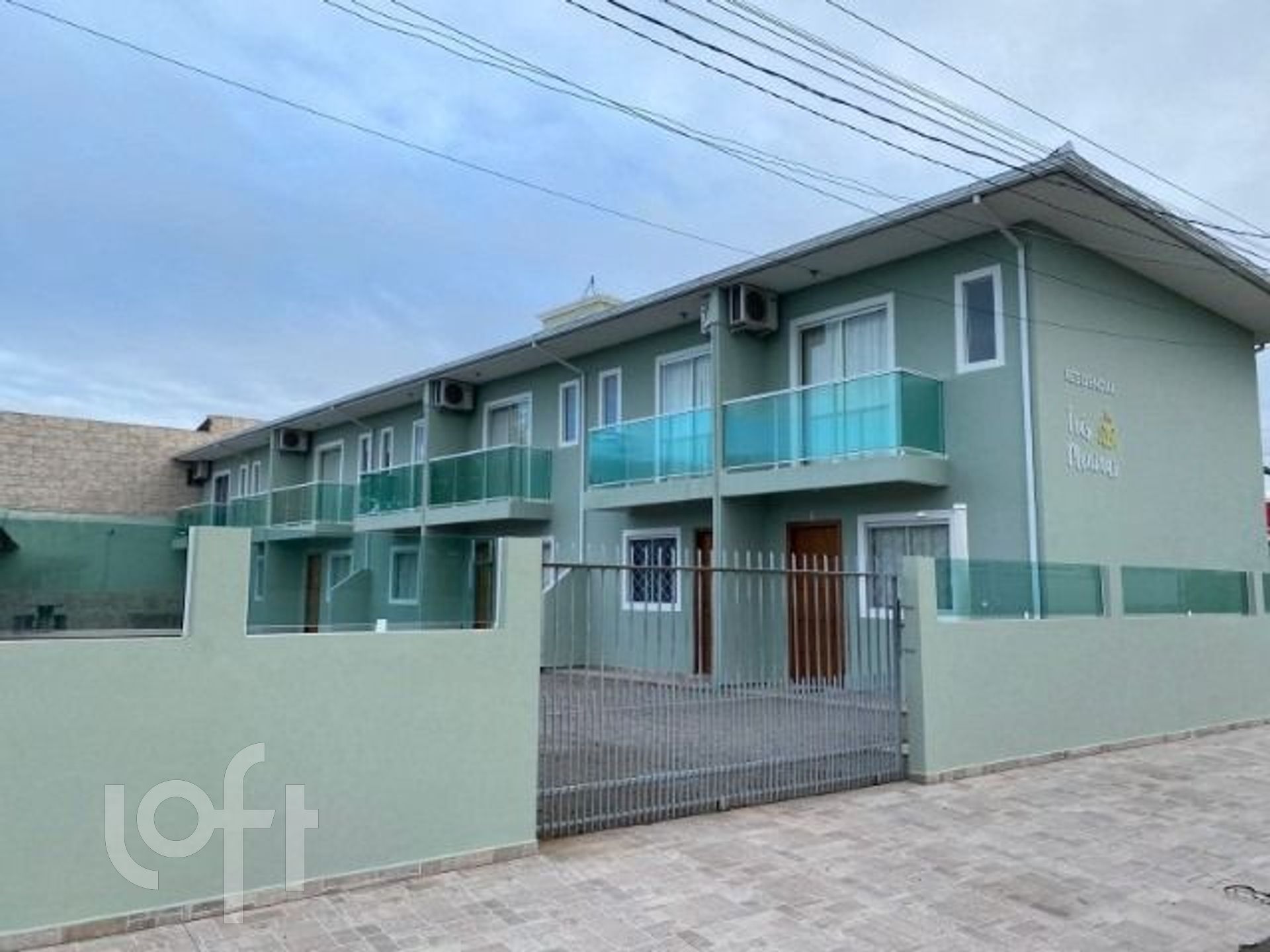 Casa Residencial com 500m², 14 quartos, 6 garagens, no bairro Praia do Sonho em Palhoça