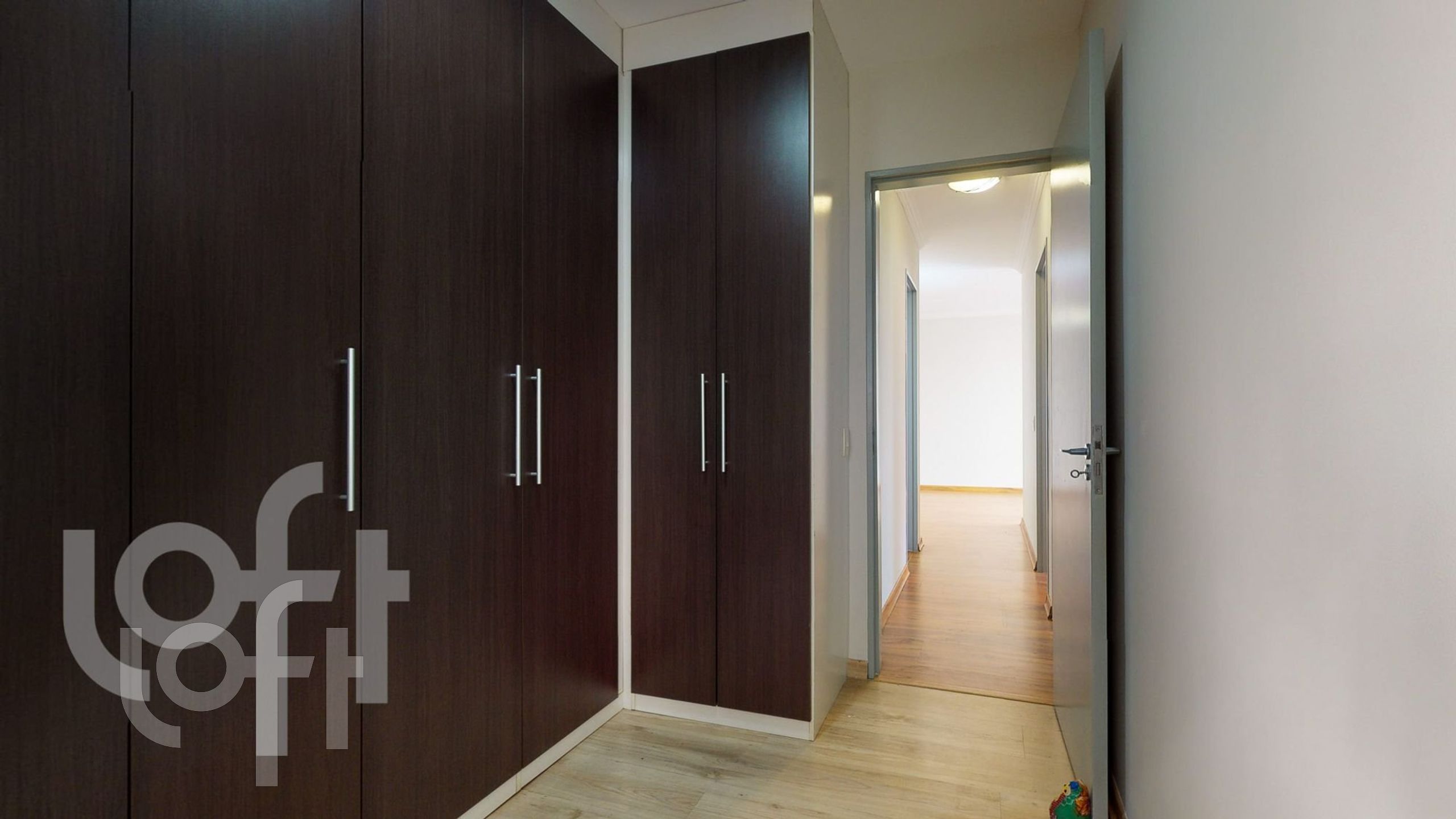 Apartamento à venda com 3 quartos, 65m² - Foto 2