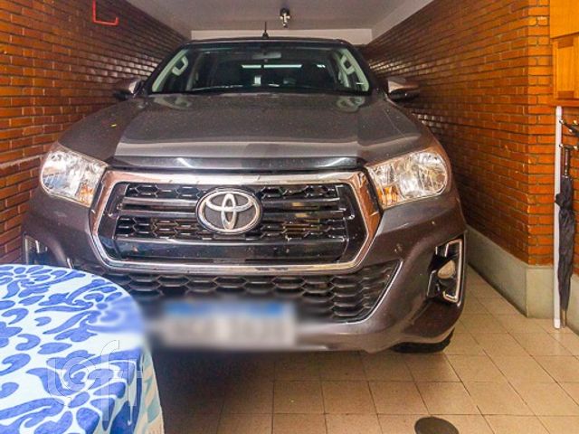 Casa com 264m², 3 dormitórios, 2 vagas, Higienópolis em Porto Alegre