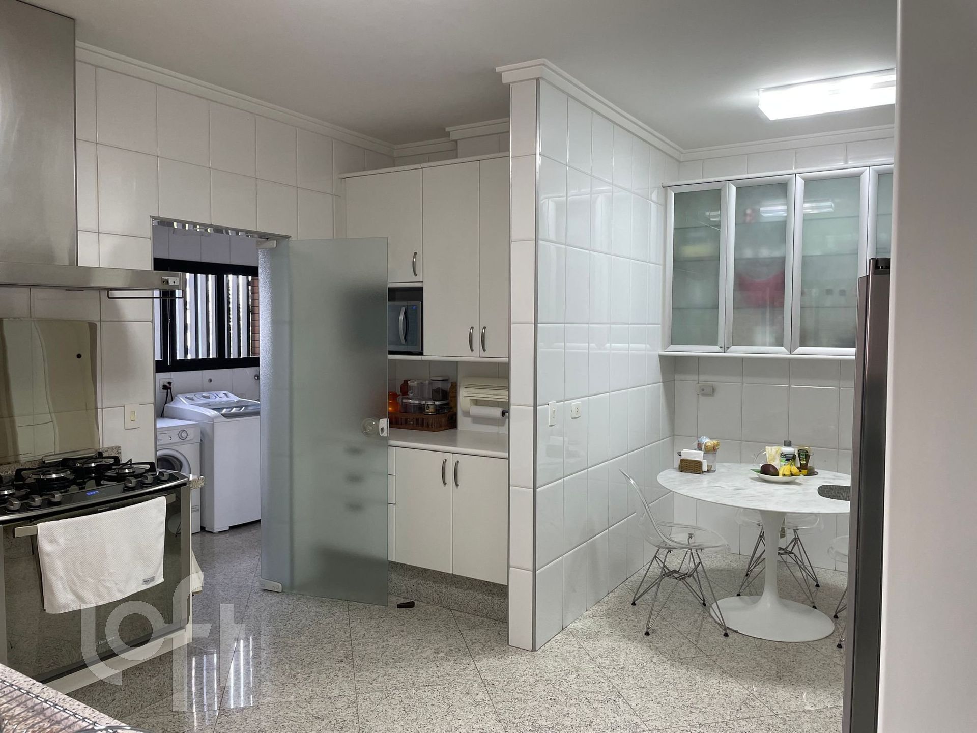 Apartamento à venda com 3 quartos, 250m² - Foto 13