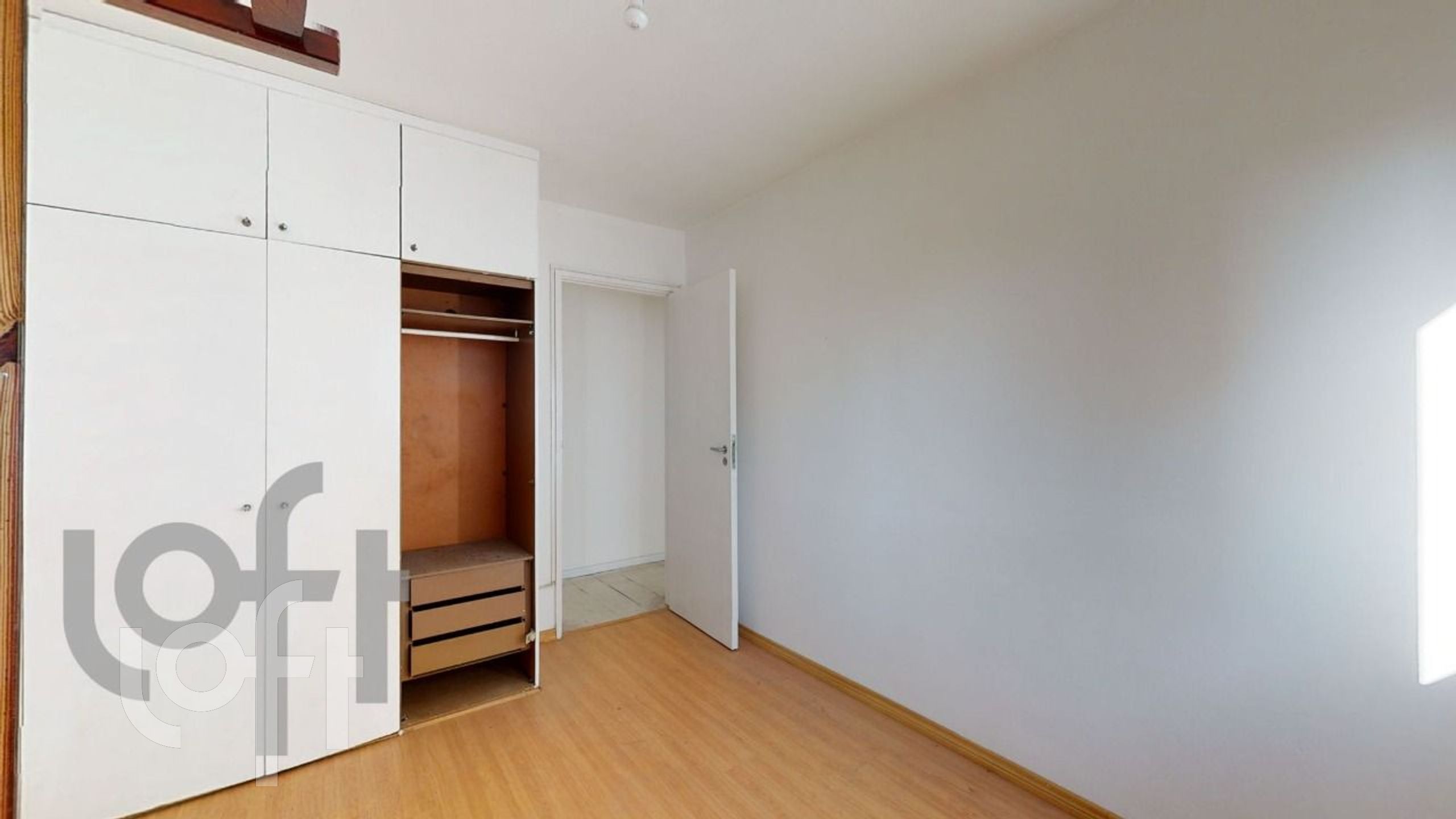 Apartamento à venda com 2 quartos, 61m² - Foto 11