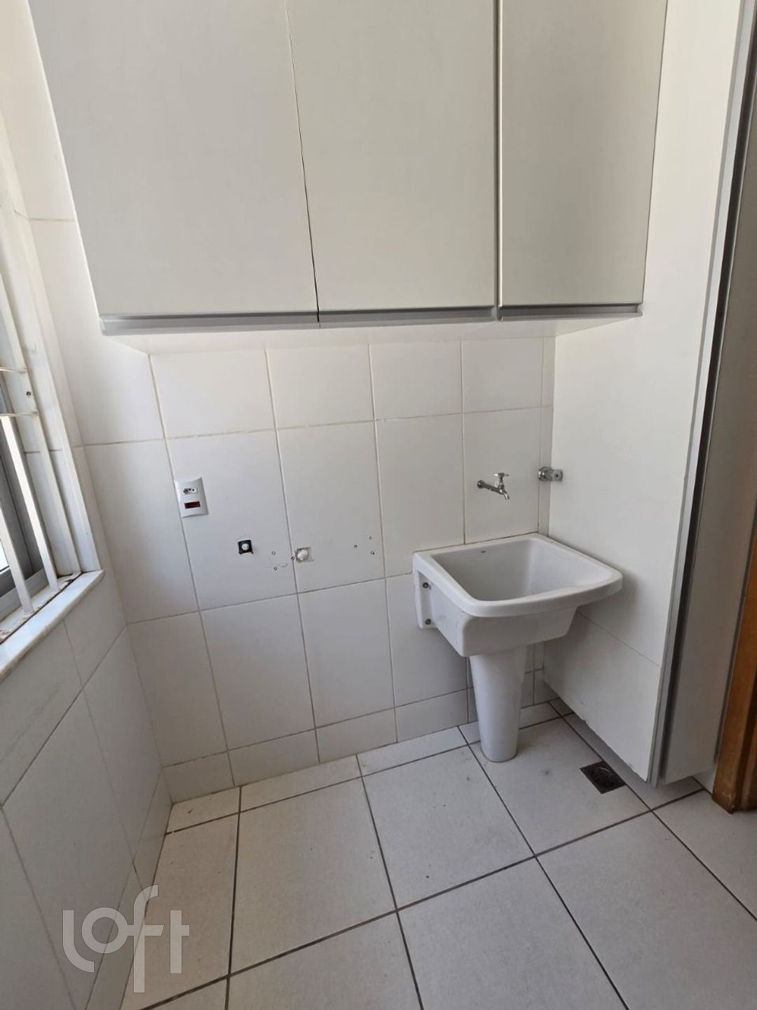 Apartamento à venda com 3 quartos, 233m² - Foto 4