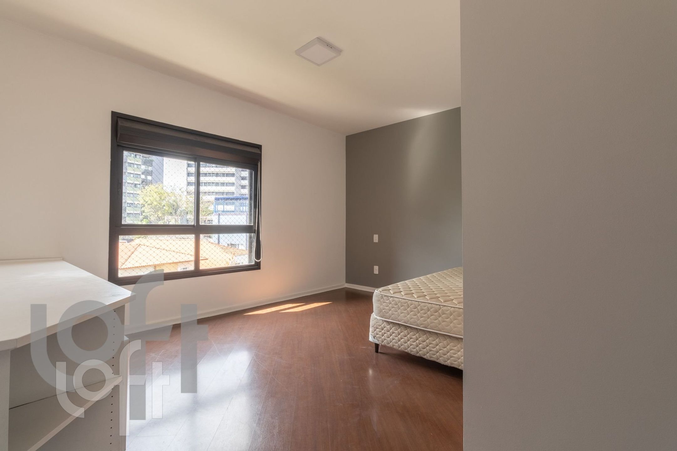 Apartamento à venda com 4 quartos, 246m² - Foto 7