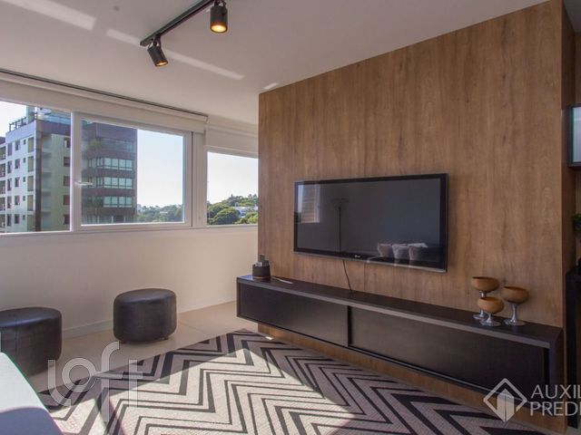 Apartamento com 53m², 1 dormitório, 1 suíte, 1 vaga, Três Figueiras em Porto Alegre