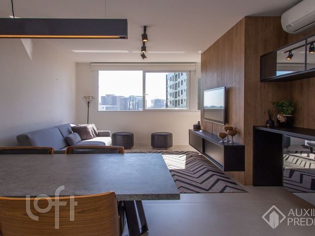 Apartamento com 53m², 1 dormitório, 1 suíte, 1 vaga, Três Figueiras em Porto Alegre