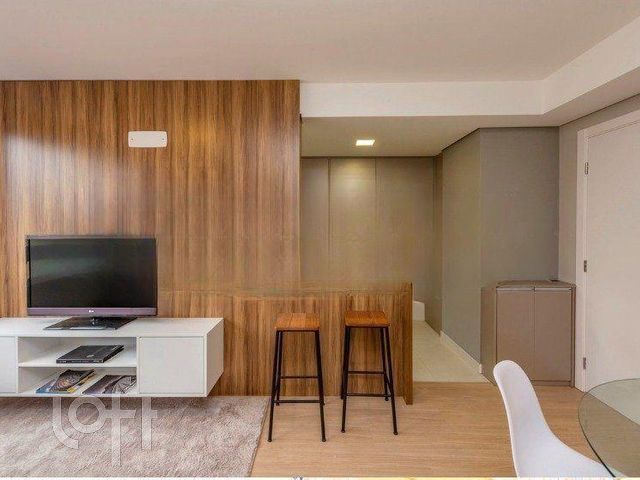 Apartamento com 65m², 3 dormitórios, 1 suíte, 1 vaga, Petrópolis em Porto Alegre