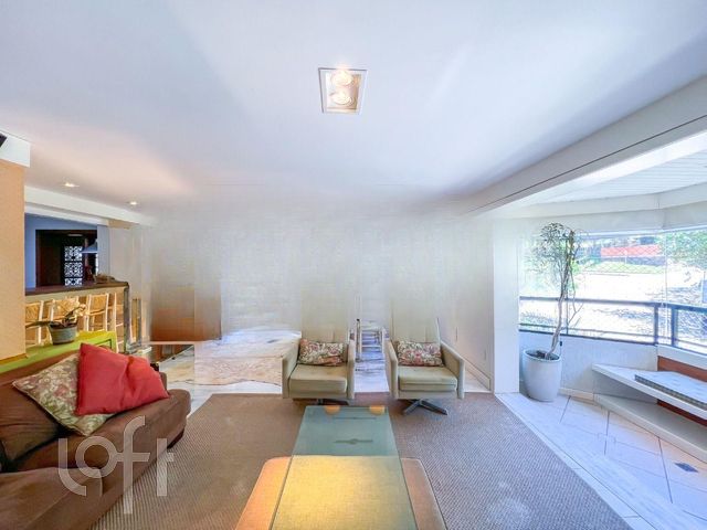 Apartamento com 142m², 3 dormitórios, 1 suíte, 2 vagas, Bela Vista em Porto Alegre