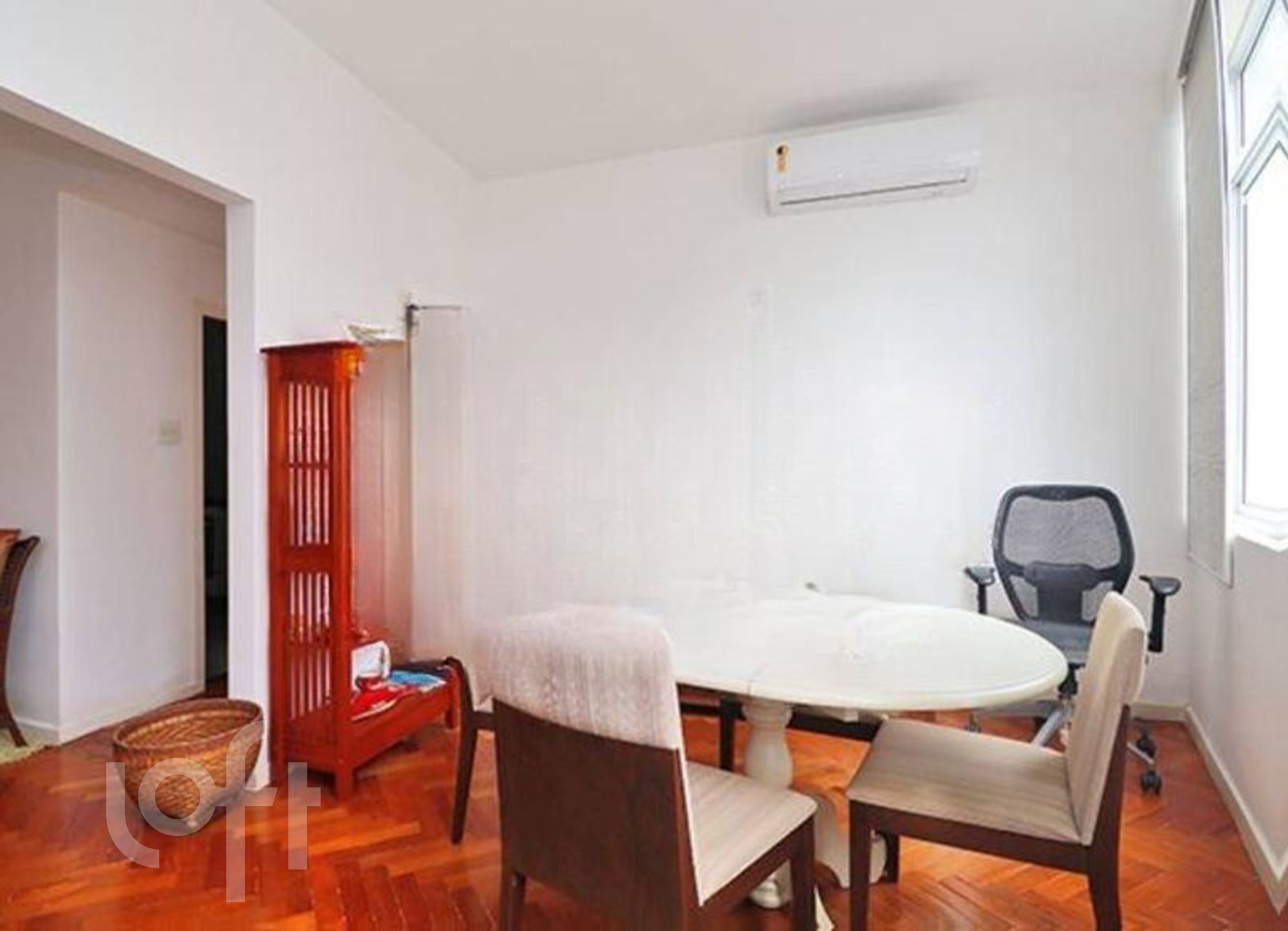 Apartamento à venda com 3 quartos, 107m² - Foto 8