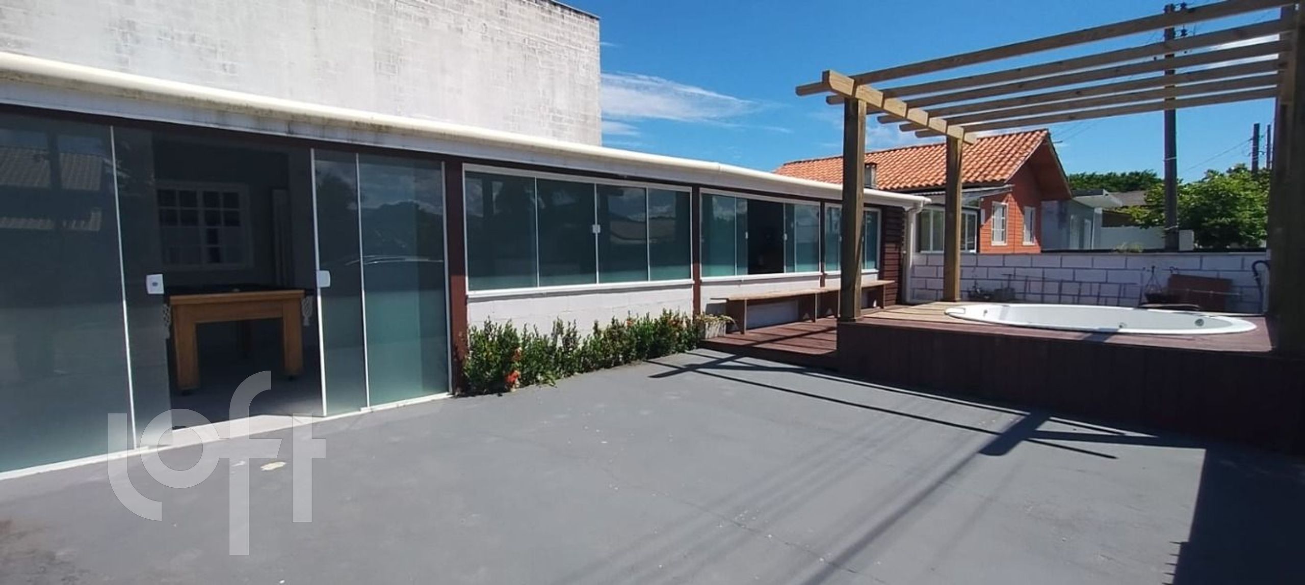 Casa à venda em Pinheira com 96 m², 2 quartos, 2 vagas
