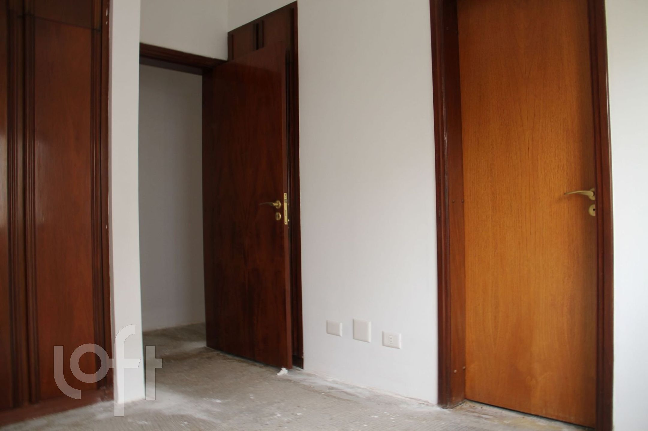 Apartamento à venda com 4 quartos, 224m² - Foto 9