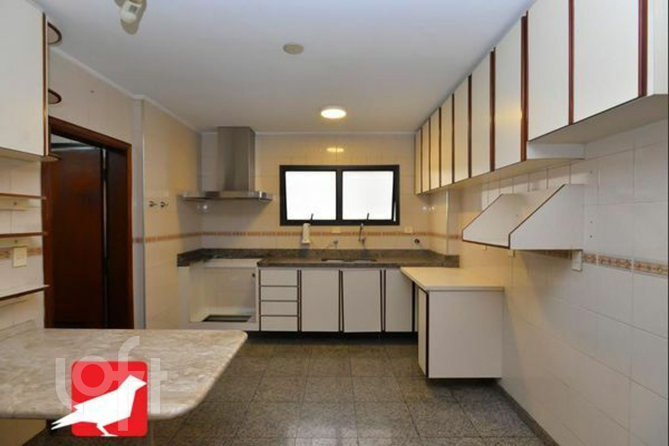 Apartamento à venda com 4 quartos, 157m² - Foto 17