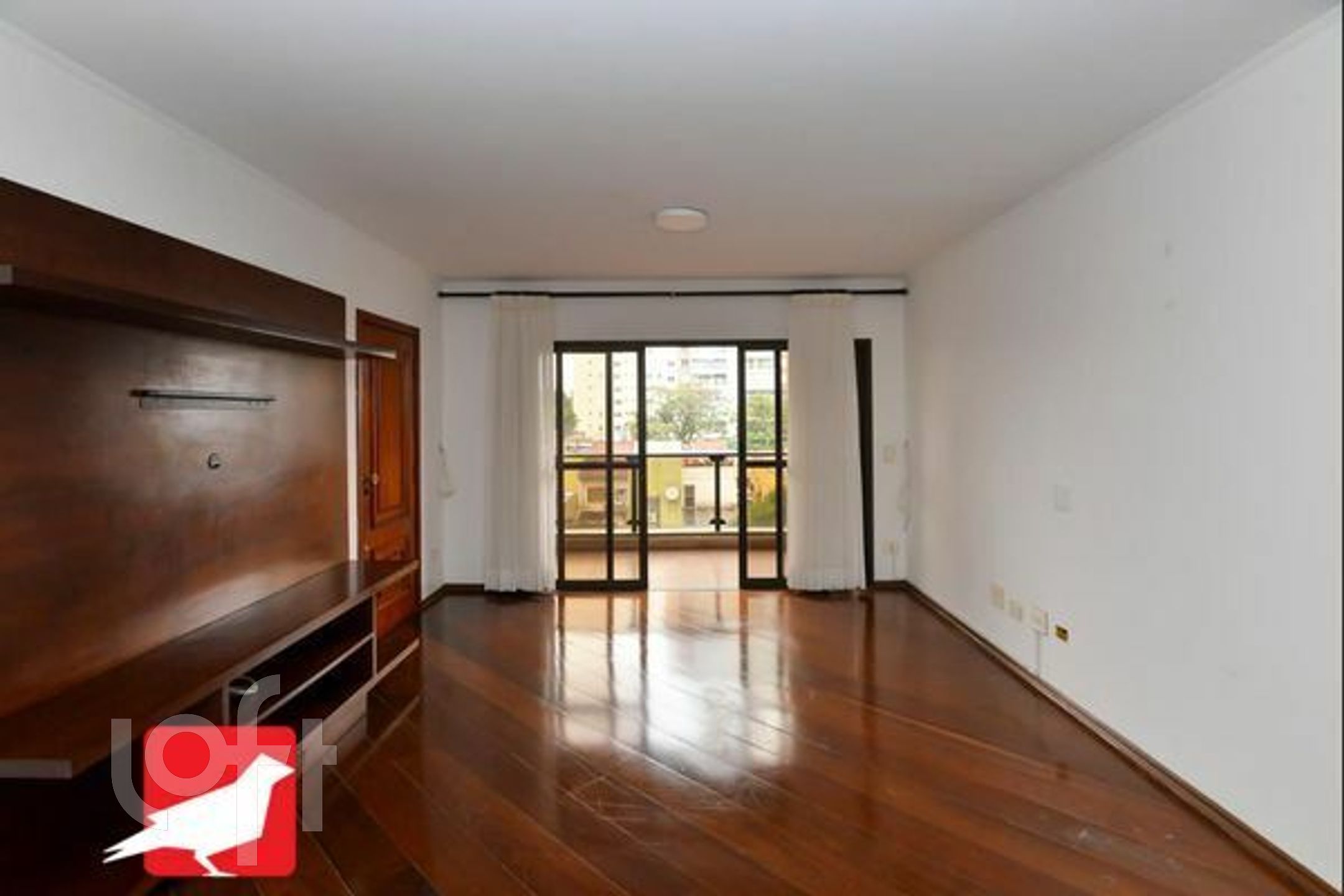 Apartamento à venda com 4 quartos, 157m² - Foto 1