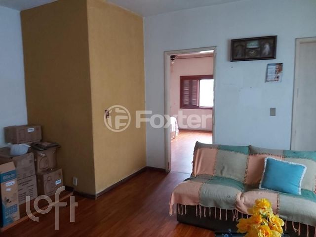 Casa com 434m², 4 dormitórios, 1 suíte, 2 vagas, Chácara das Pedras em Porto Alegre