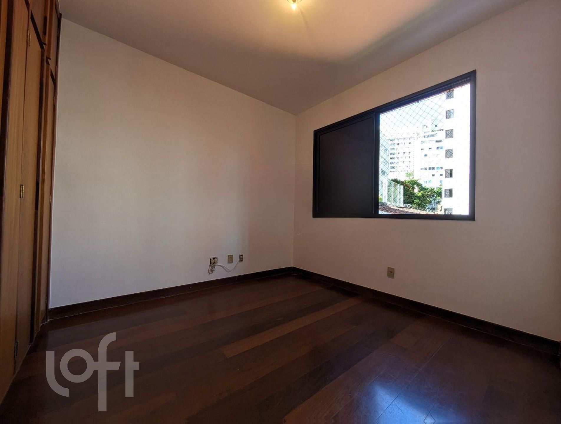 Apartamento à venda com 4 quartos, 159m² - Foto 12