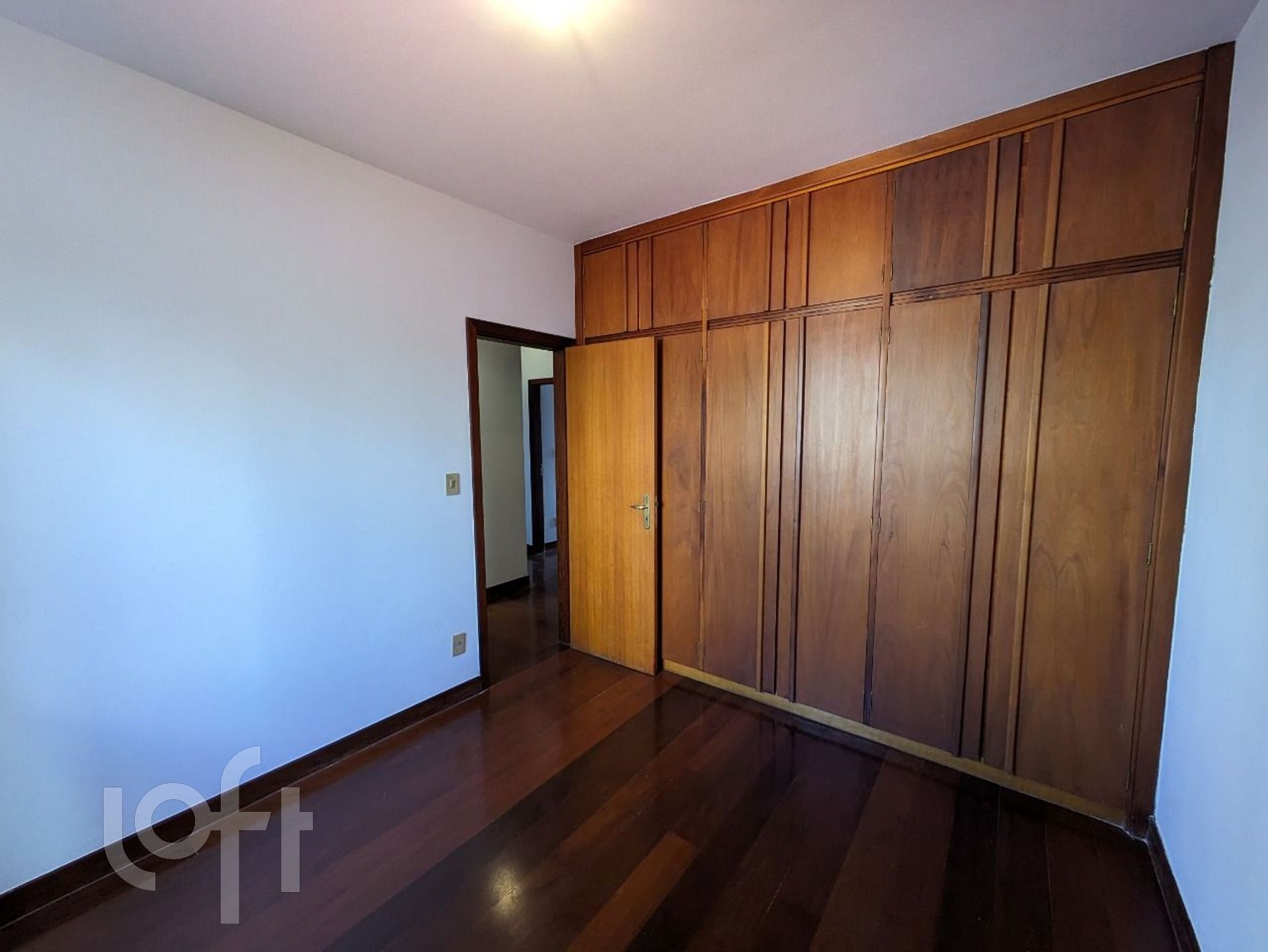 Apartamento à venda com 4 quartos, 159m² - Foto 13