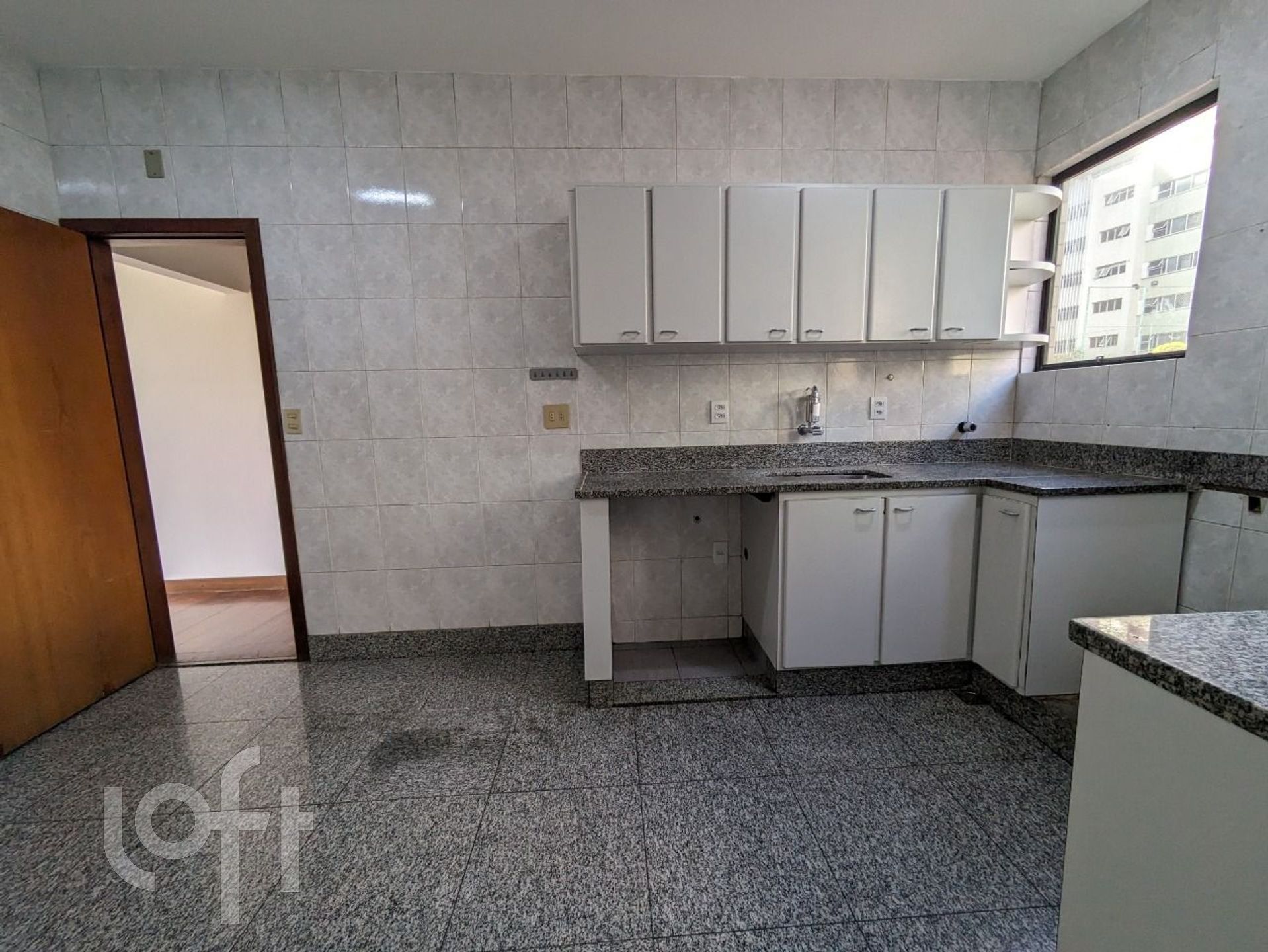 Apartamento à venda com 4 quartos, 159m² - Foto 23