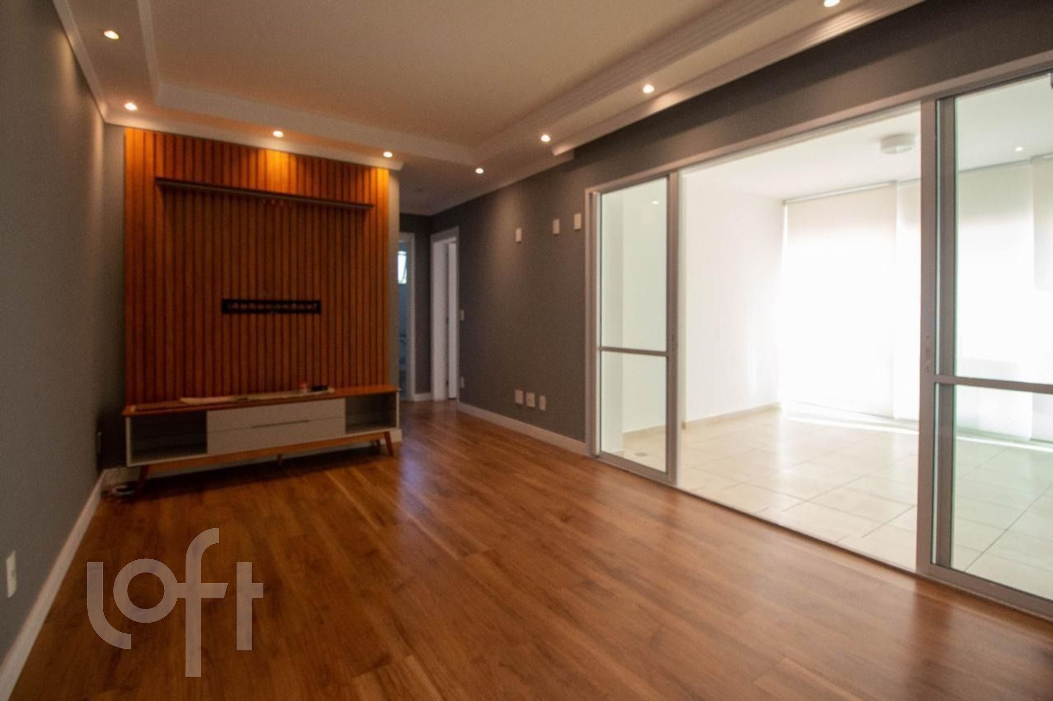 Apartamento à venda em Campo Belo com 73 m², 2 qua