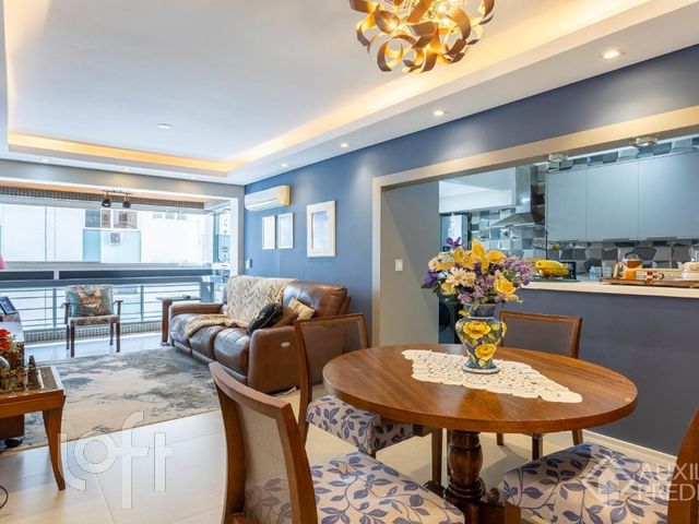 Apartamento com 80m², 2 dormitórios, 1 vaga, Independência em Porto Alegre