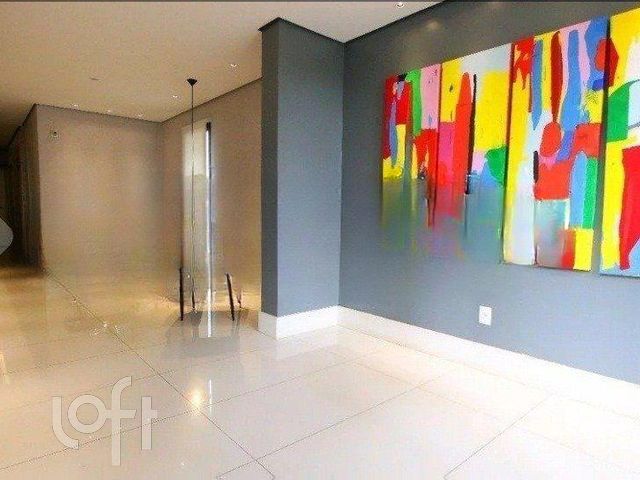 Apartamento com 95m², 2 dormitórios, 2 suítes, 2 vagas, Petrópolis em Porto Alegre