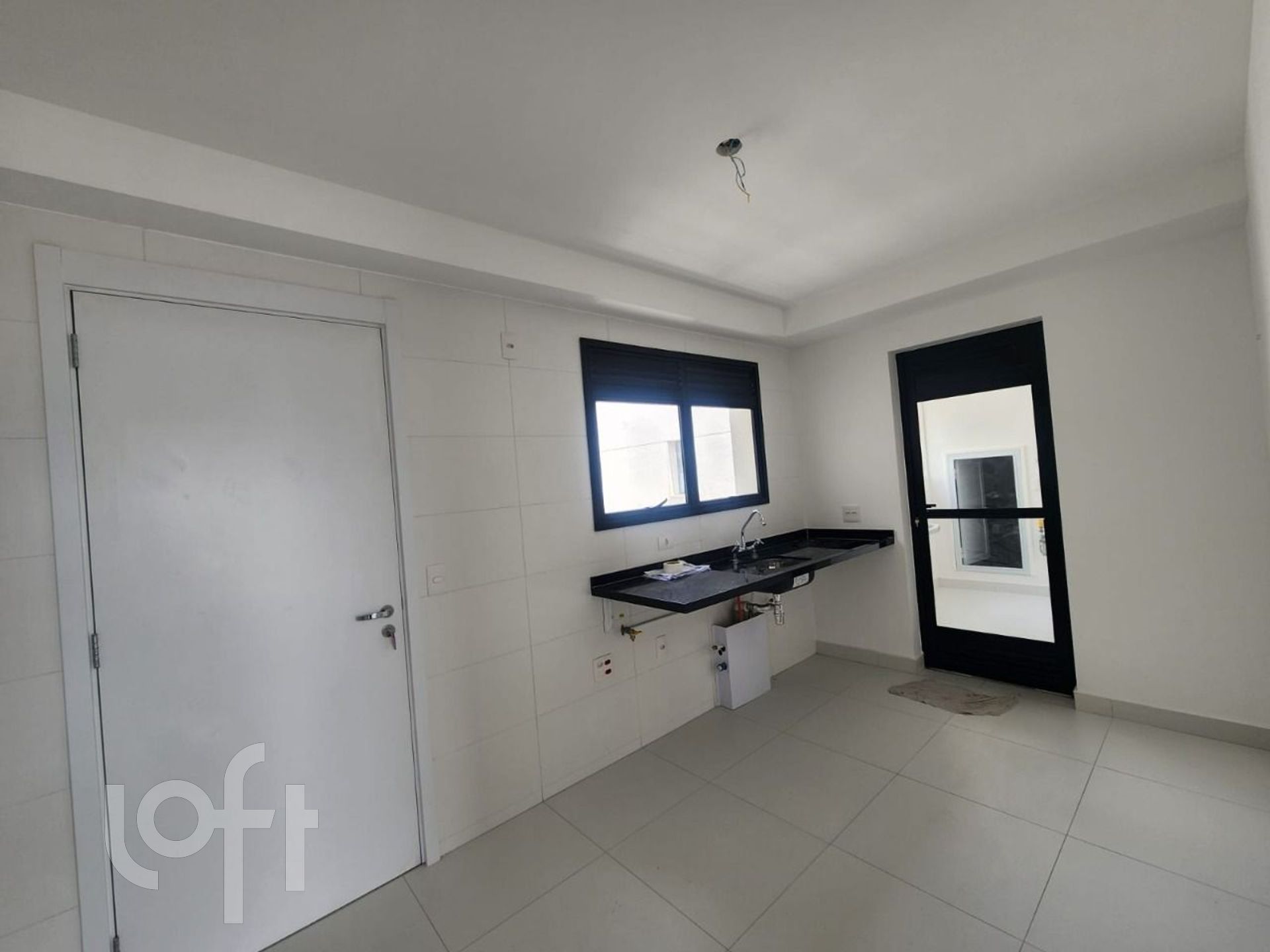 Apartamento à venda com 4 quartos, 330m² - Foto 4