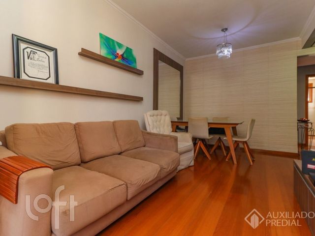 Apartamento com 60m², 2 dormitórios, 1 vaga, Menino Deus em Porto Alegre