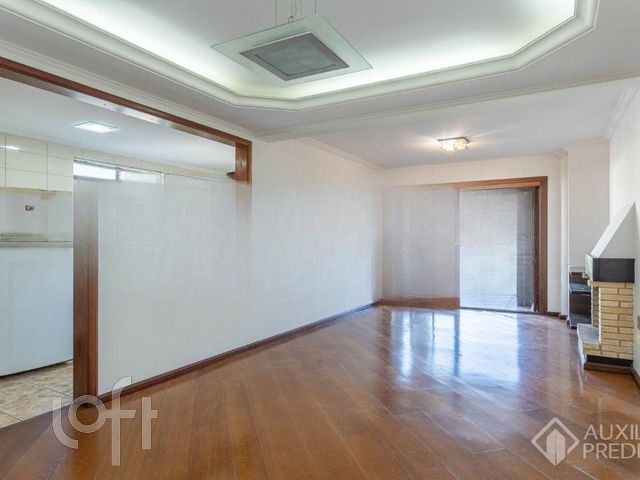 Apartamento com 96m², 3 dormitórios, 1 suíte, 1 vaga, Jardim Botânico em Porto Alegre