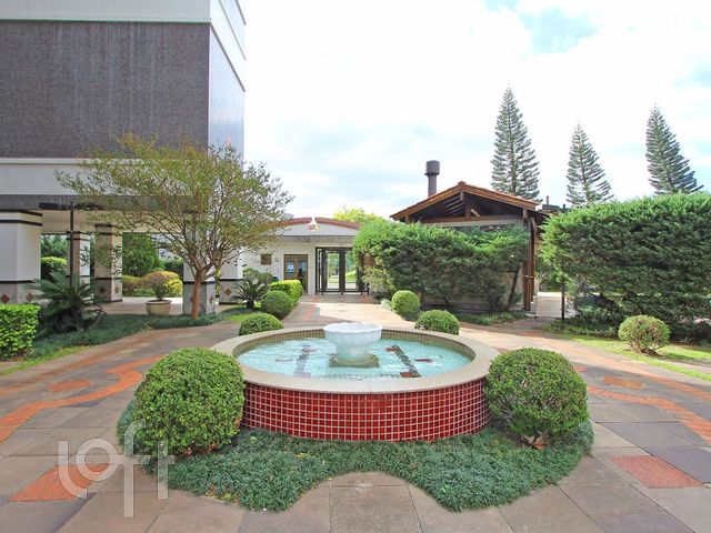 Apartamento com 280m², 3 dormitórios, 1 suíte, 3 vagas, Três Figueiras em Porto Alegre