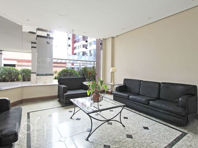 Apartamento com 280m², 3 dormitórios, 1 suíte, 3 vagas, Três Figueiras em Porto Alegre