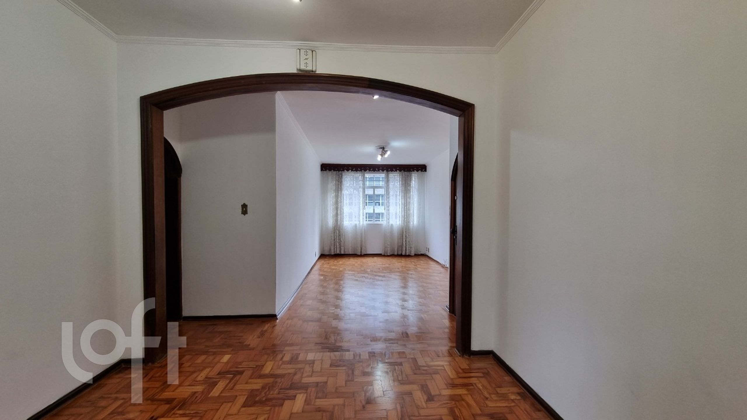 Apartamento à venda com 3 quartos, 110m² - Foto 2