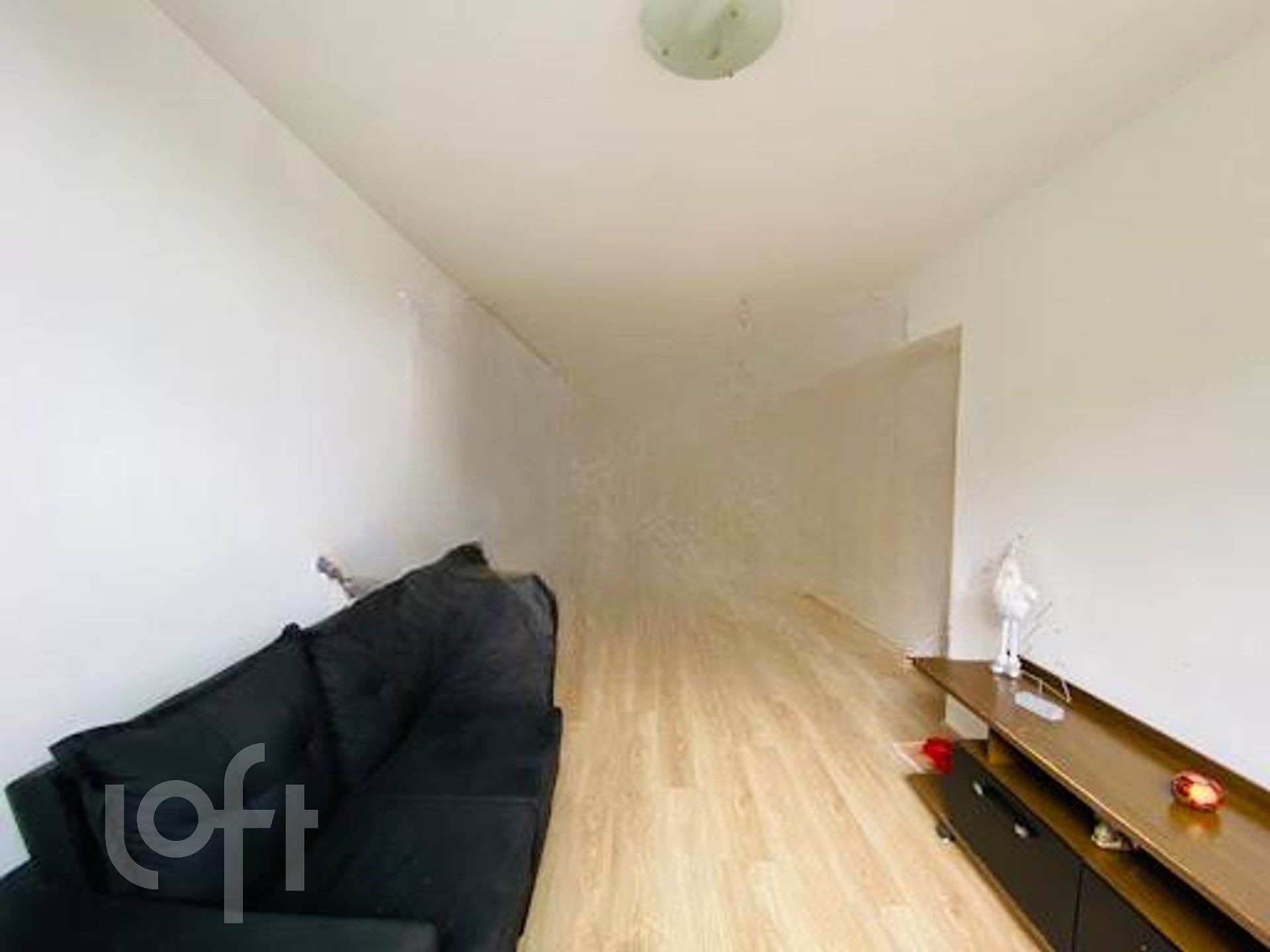 Apartamento à venda com 3 quartos, 94m² - Foto 2