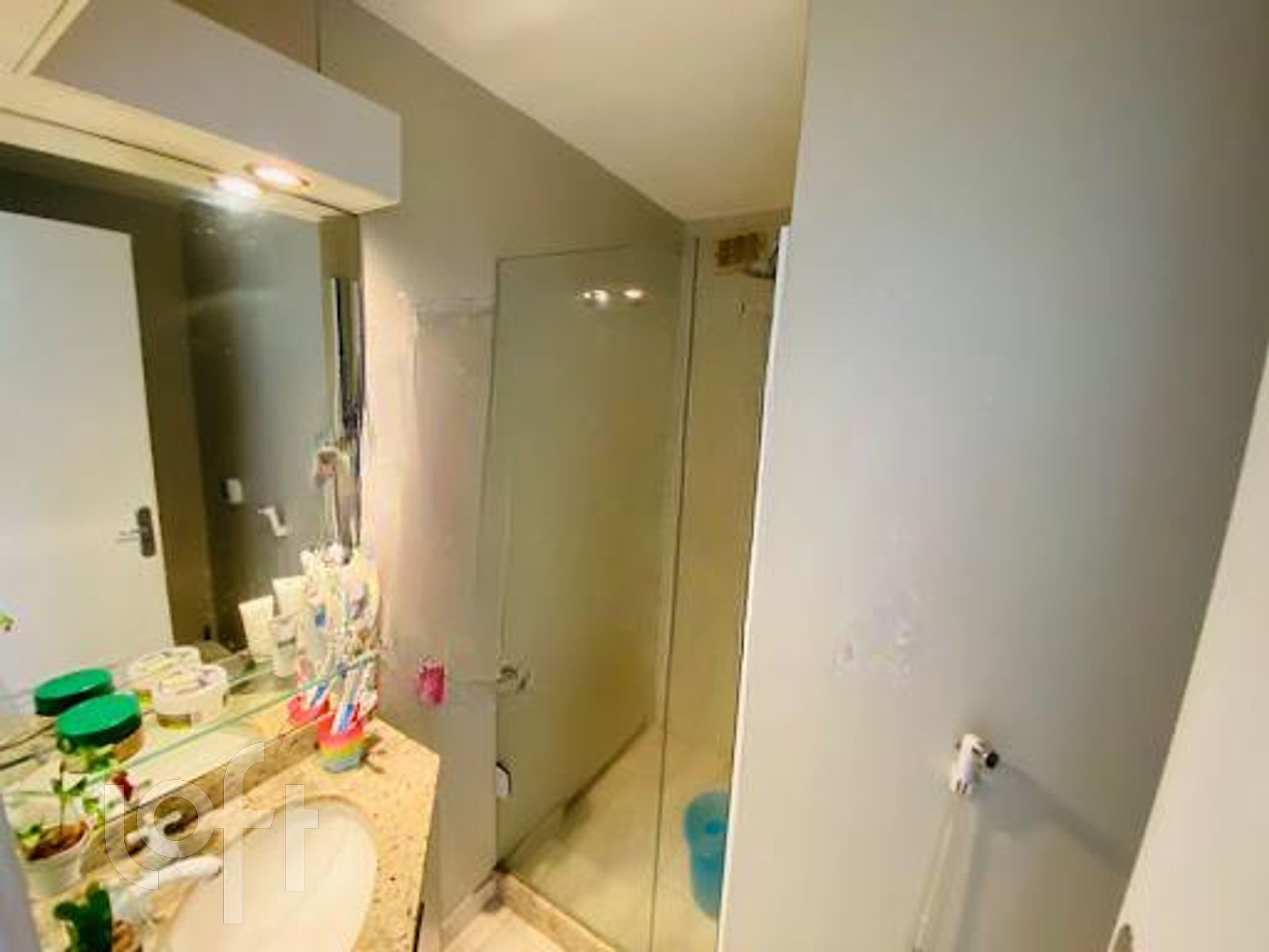 Apartamento à venda com 3 quartos, 94m² - Foto 19