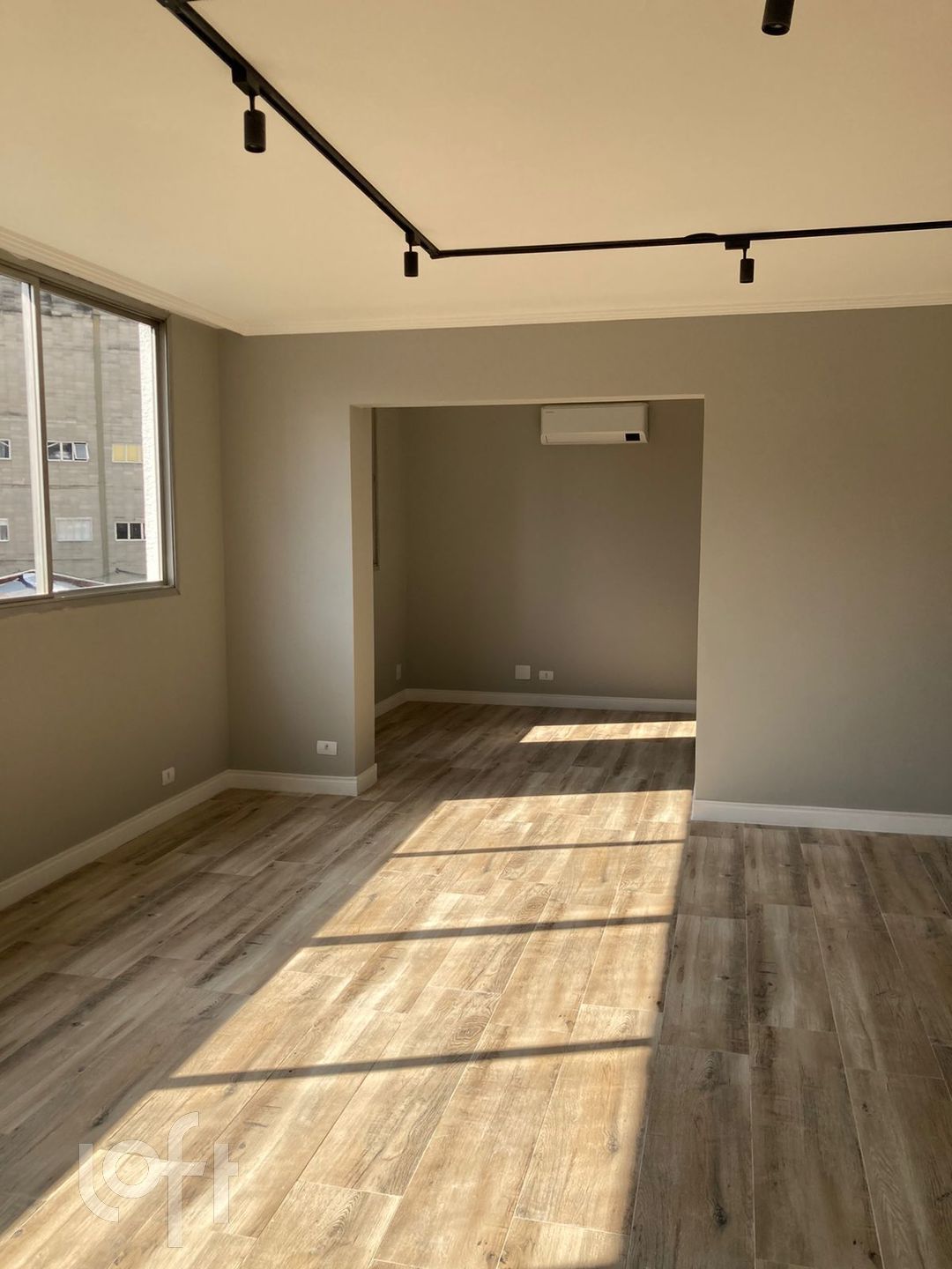 Apartamento à venda com 3 quartos, 110m² - Foto 3