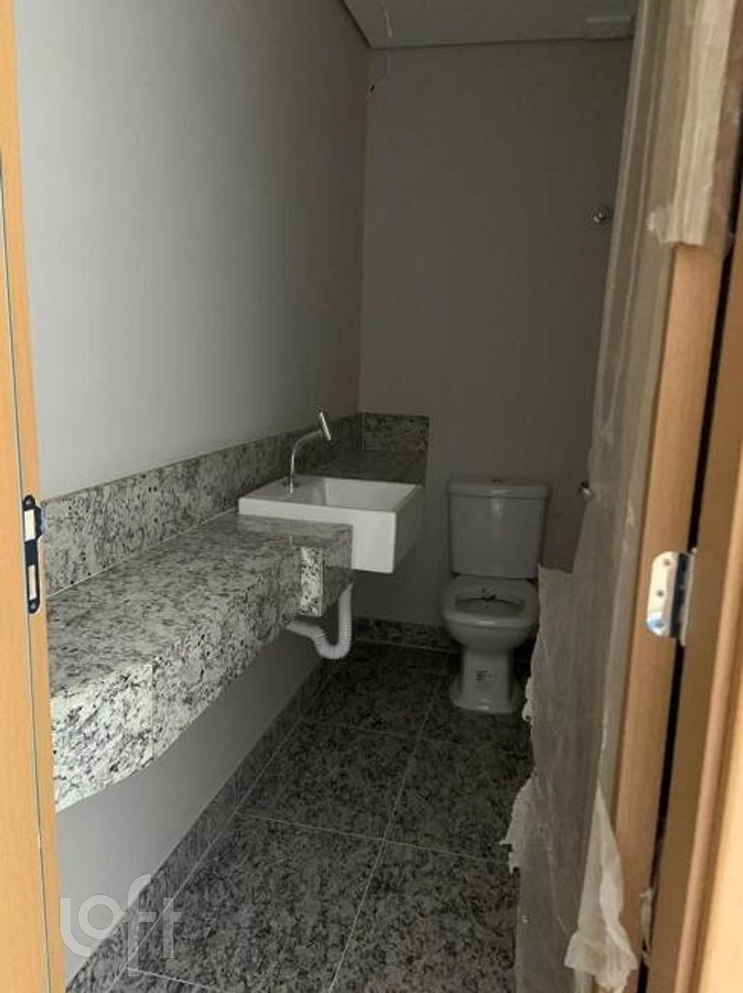 Apartamento à venda com 2 quartos, 67m² - Foto 17