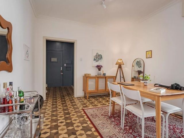 Apartamento com 110m², 3 dormitórios, 1 suíte, Rio Branco em Porto Alegre