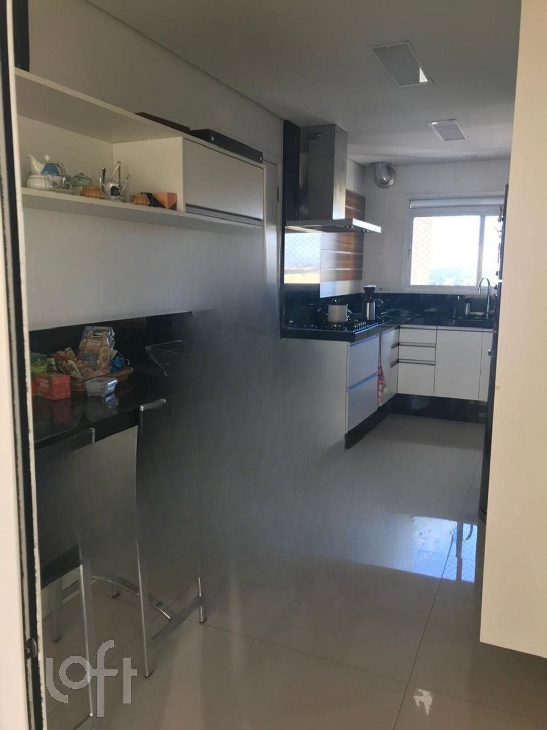 Apartamento à venda com 3 quartos, 180m² - Foto 11