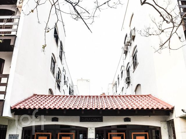 Apartamento com 67m², 2 dormitórios, 1 suíte, 1 vaga, Auxiliadora em Porto Alegre