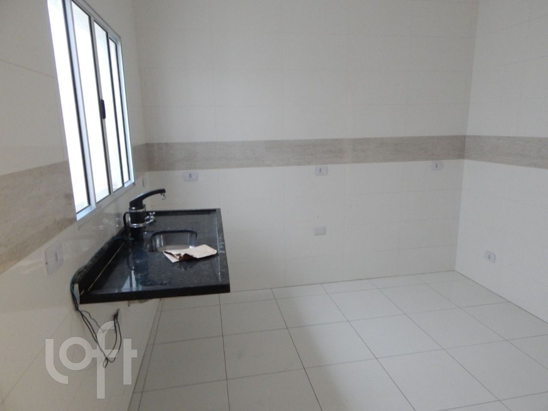 Casa à venda com 3 quartos, 300m² - Foto 4