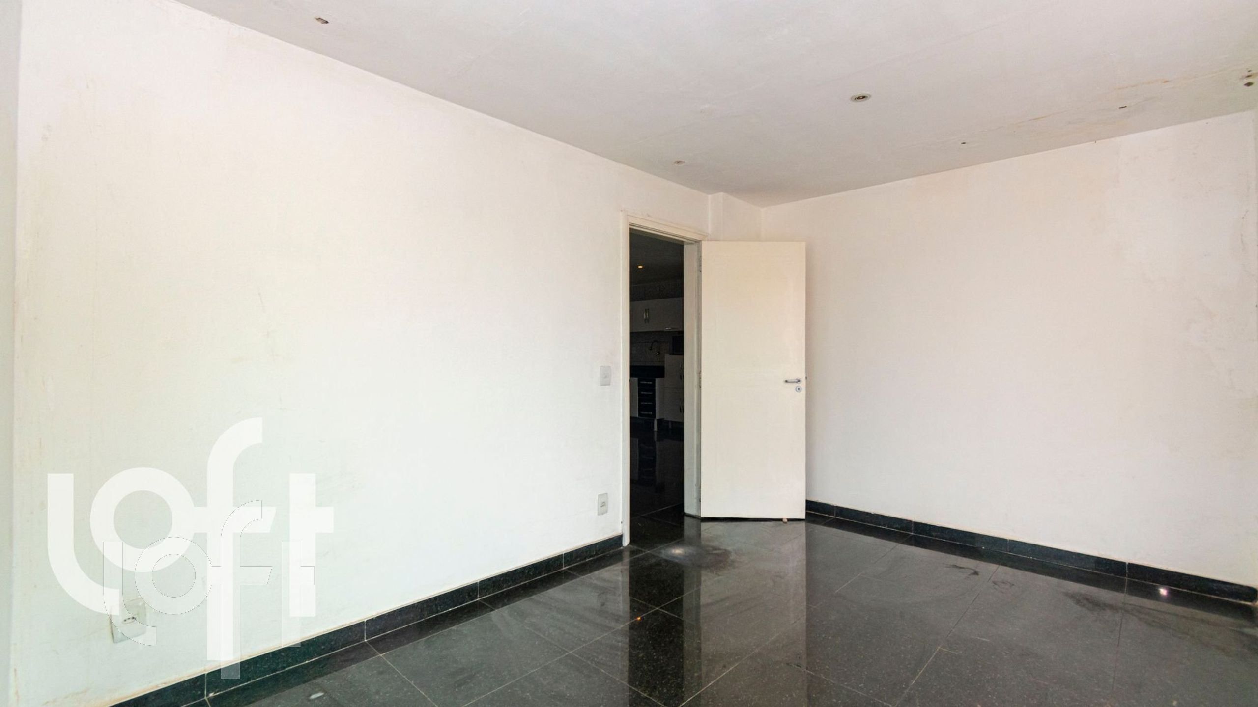 Apartamento à venda com 7 quartos, 360m² - Foto 10