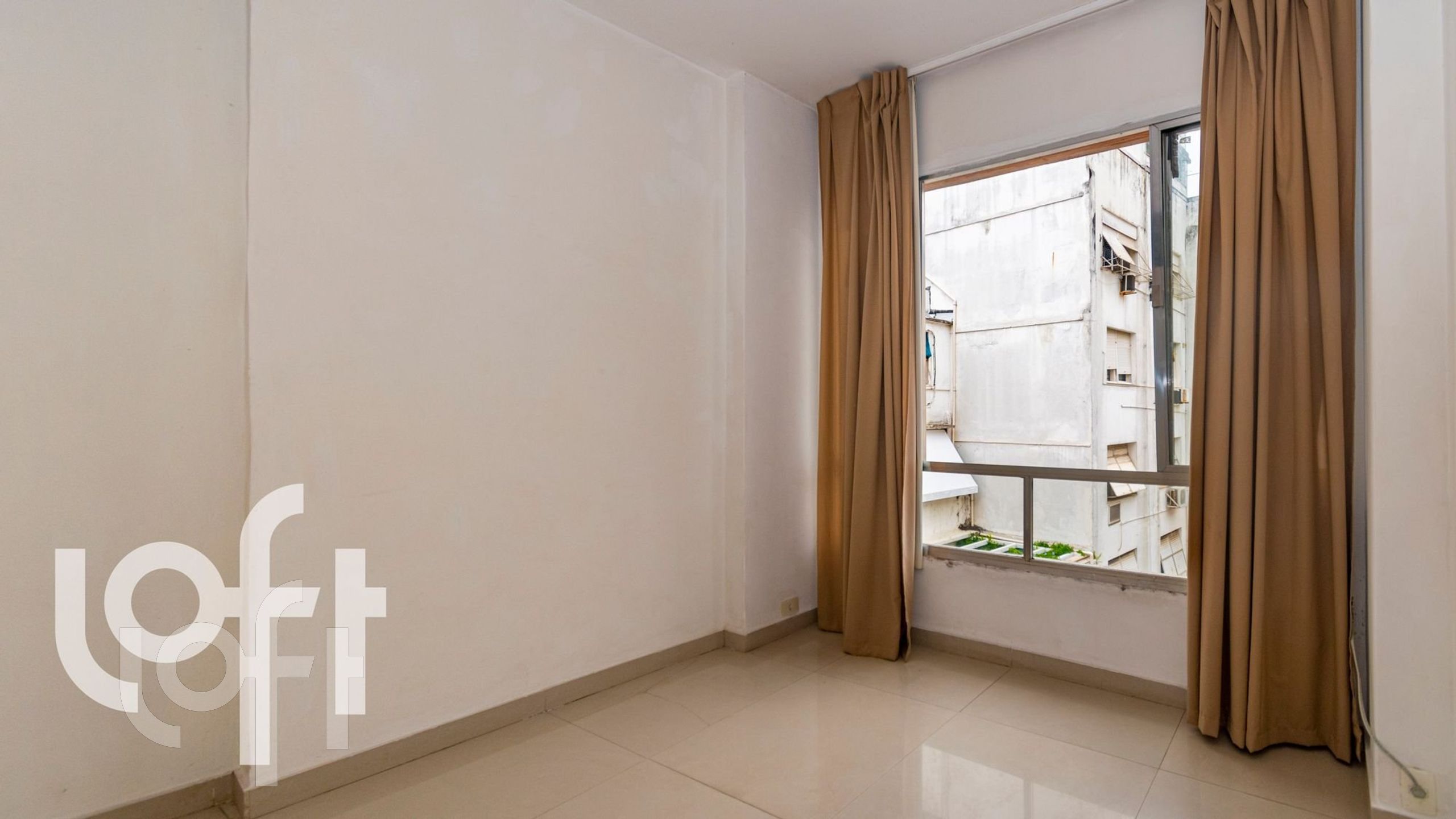 Apartamento à venda com 7 quartos, 360m² - Foto 19