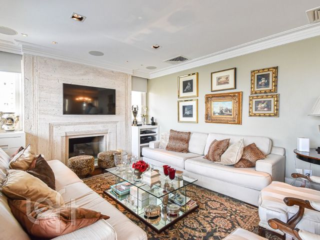 Apartamento com 203m², 3 dormitórios, 1 suíte, 2 vagas, Bela Vista em Porto Alegre