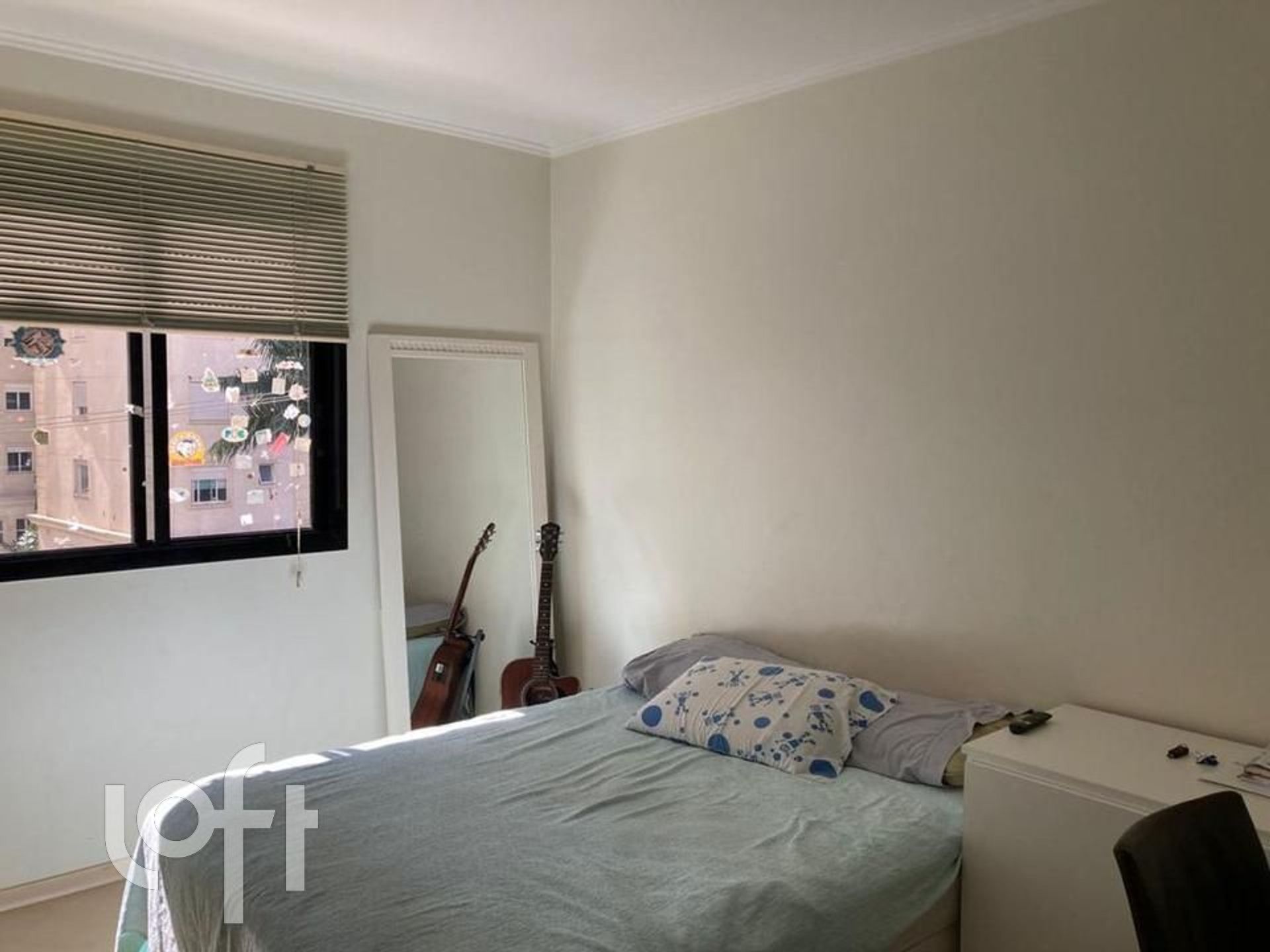 Apartamento à venda com 4 quartos, 150m² - Foto 1