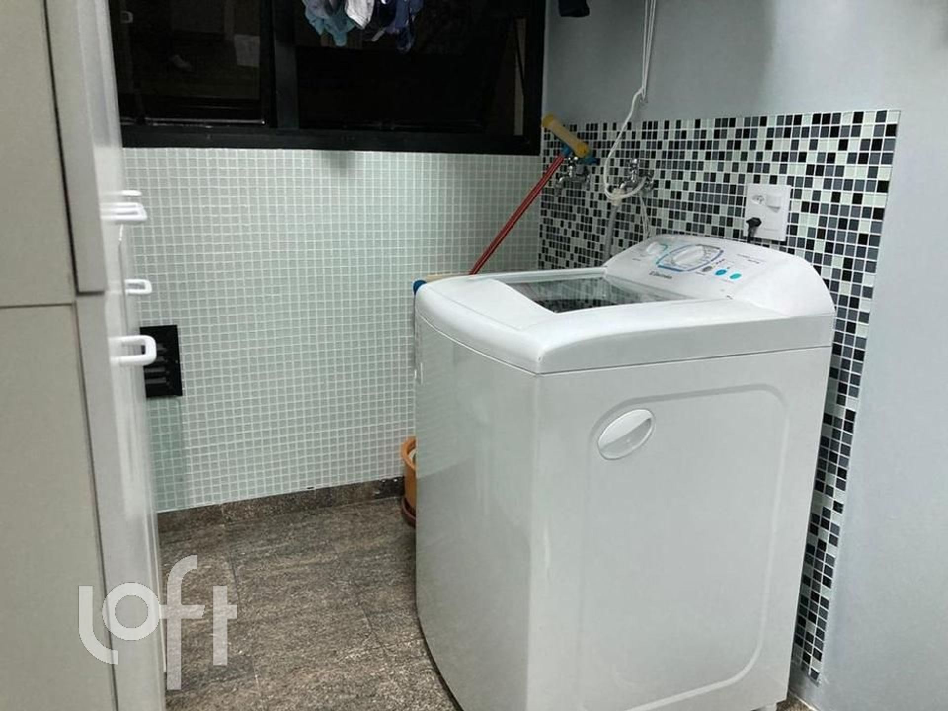 Apartamento à venda com 4 quartos, 150m² - Foto 5