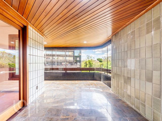 Apartamento com 650m², 3 dormitórios, 1 suíte, 4 vagas, Três Figueiras em Porto Alegre