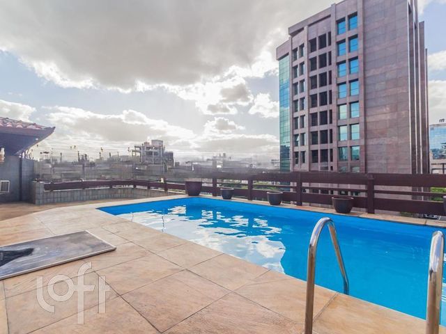 Apartamento com 650m², 3 dormitórios, 1 suíte, 4 vagas, Três Figueiras em Porto Alegre