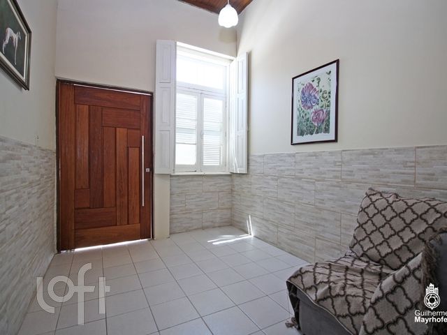 Casa com 89m², 3 dormitórios, 1 suíte, Menino Deus em Porto Alegre