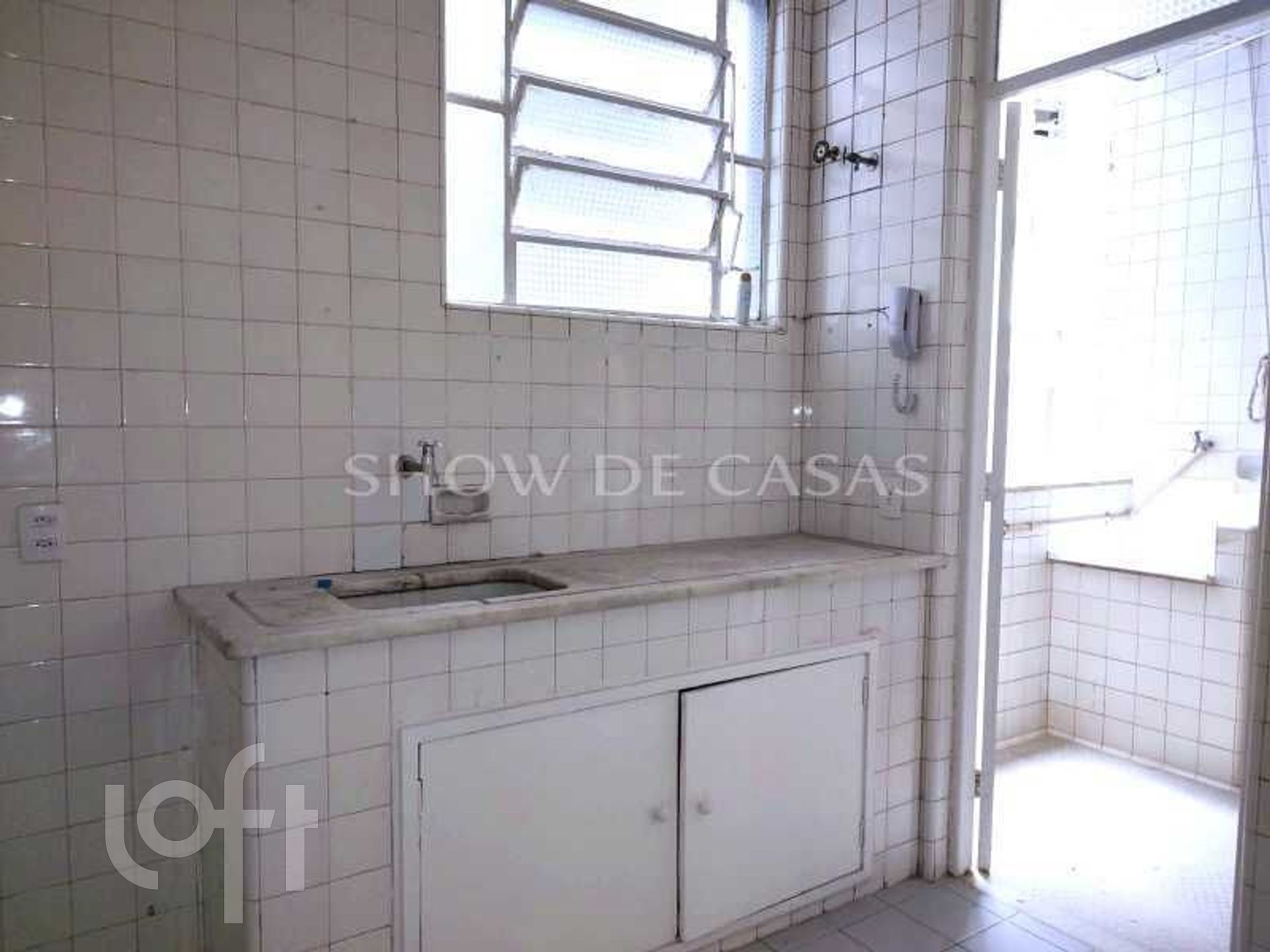 Apartamento à venda com 2 quartos, 68m² - Foto 9