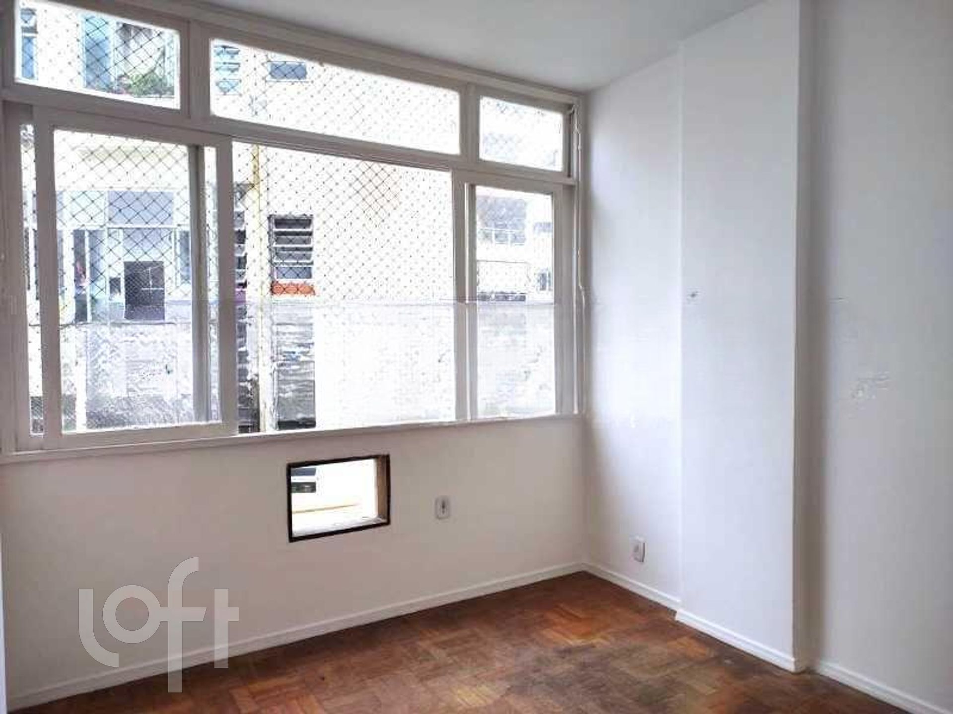 Apartamento à venda com 2 quartos, 68m² - Foto 13