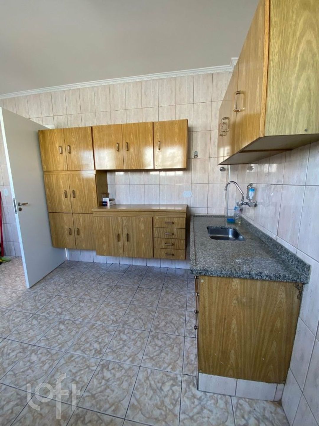 Apartamento à venda com 3 quartos, 98m² - Foto 2