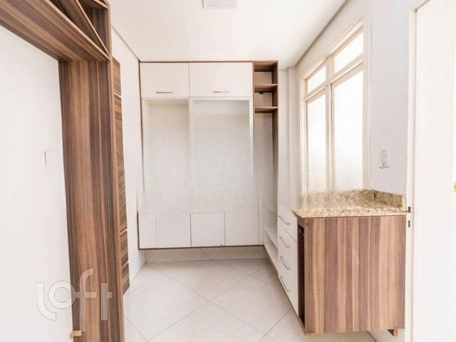 Apartamento com 82m², 2 dormitórios, Auxiliadora em Porto Alegre